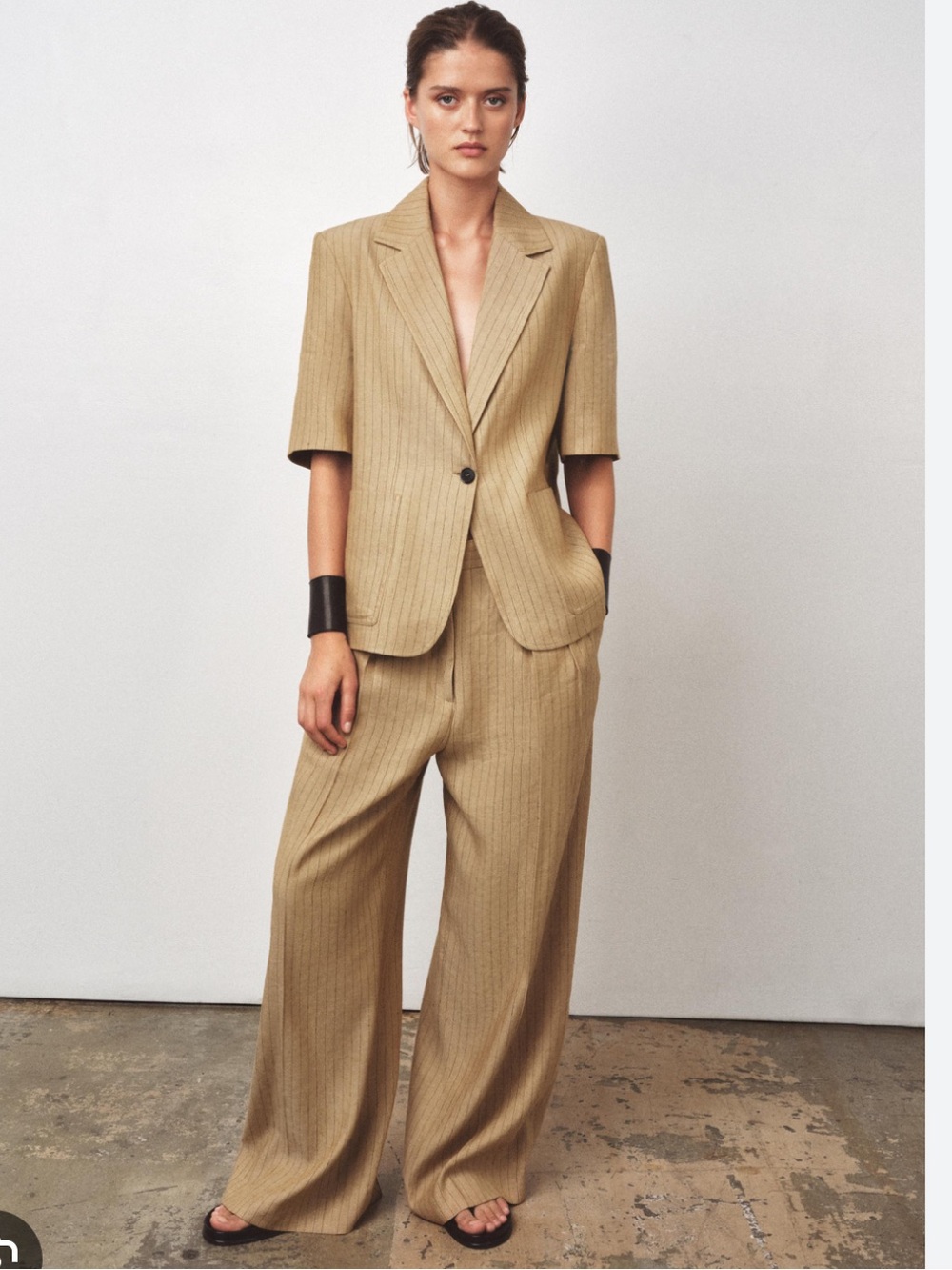 Zara Beige Pinstripe Short-Sleeve linen blend Blazer